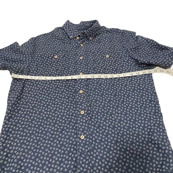 Johnnie-O Hangin Out Dixon Button-Down Paisley Print Shirt in Wake Men's Size M - Picture 7 of 8